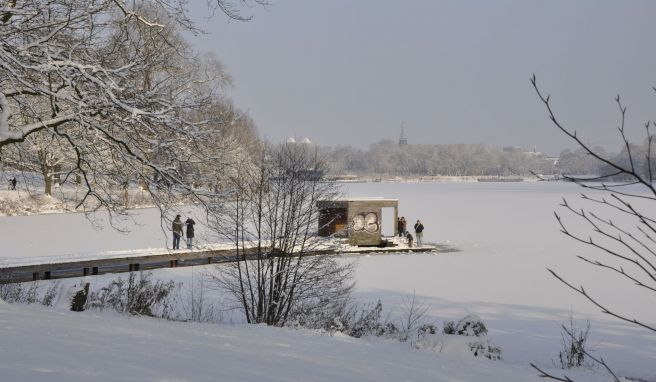 A generic square placeholder image with rounded corners in a figure.