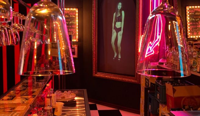 Das Grand Prix, hier der Nachbau der Bar im Patpong Museum, begründete die Geburtsstunde der Gogo-Bars in Asien.