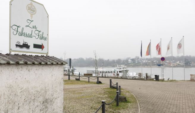 Fahrradfähre am Rhein geht nicht mehr an den Start