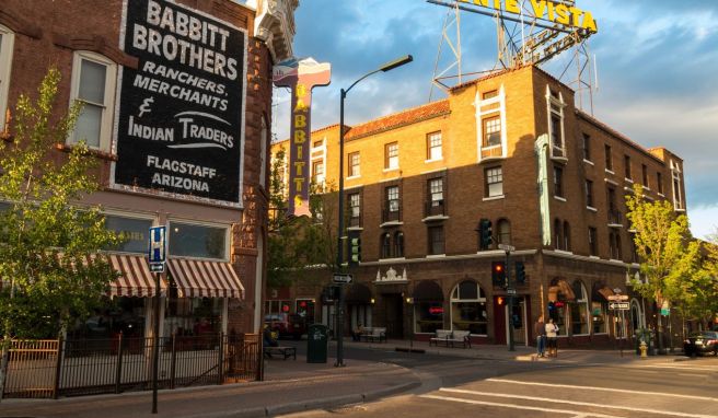 Berichte über paranormale Aktivitäten und unheimliche Begegnungen halten die Legende des Hotels Monte Vista weiter am Leben.