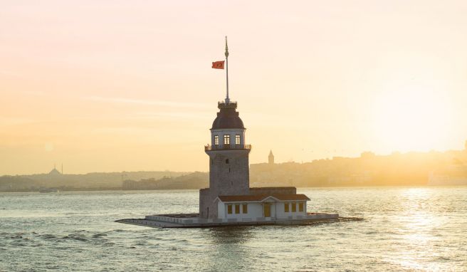 Istanbul: Berühmter Turm im Bosporus wieder geöffnet