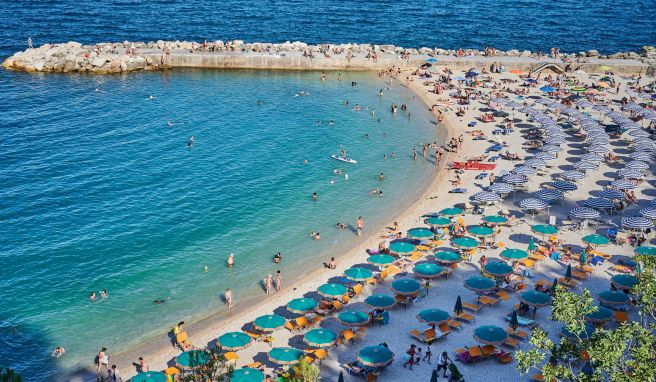 Sonnenbaden am Mittelmeer dürfte im kommenden Jahr vergleichsweise einfach möglich sein.