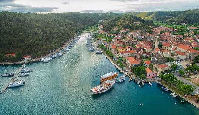 Die Kleinstadt Skradin mit ihren knapp 4000 Einwohnern zählt zu den ältesten Städten in Kroatien.