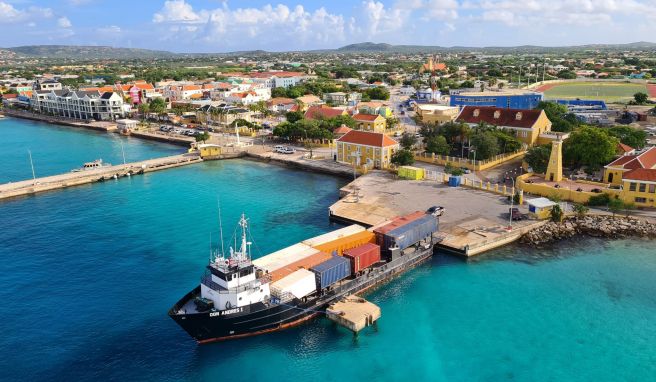 Auf Bonaire mit der Strömung dahinschnorcheln