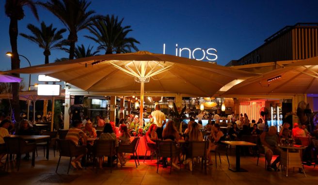 Nächtliche Partys auf Mallorca wieder erlaubt
