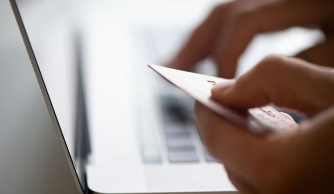 Urlaubskasse: Kaution schränkt Kreditkarten-Rahmen ein