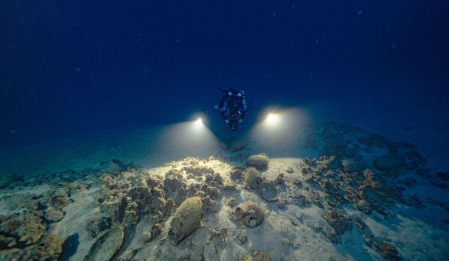 Tauchen durch historische Unterwasserwelten vor Malta