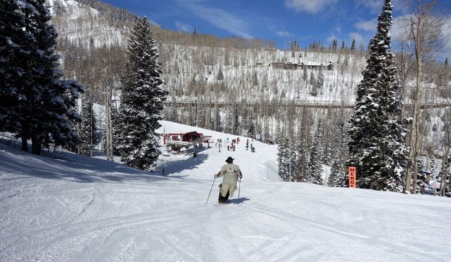Im Olympia-Skigebiet Park City gehen Skifahrer auch gerne mal im Cowboy-Look auf die Piste.