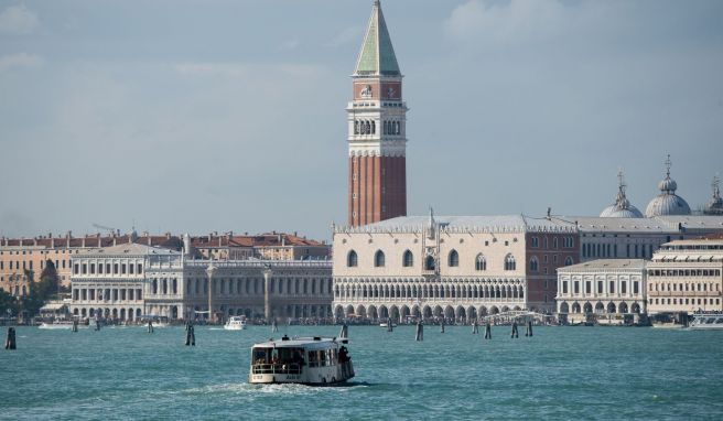 Warum nicht Venedig? Die Lagunenstadt ist laut Tui ein gefragtes Flitterwochenziel.