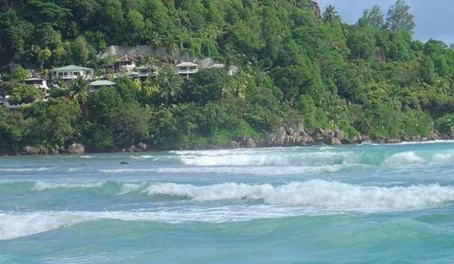 Auf den Seychellen kann man sich nicht entscheiden welcher Strand der schönste ist.
