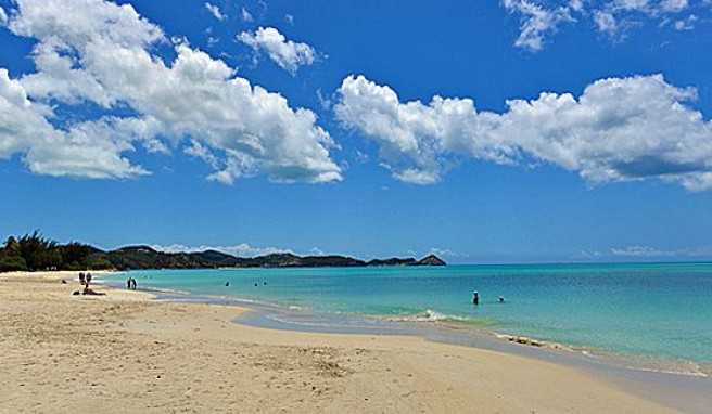 Antigua und Barbuda mit Traumstränden so weit das Auge reicht