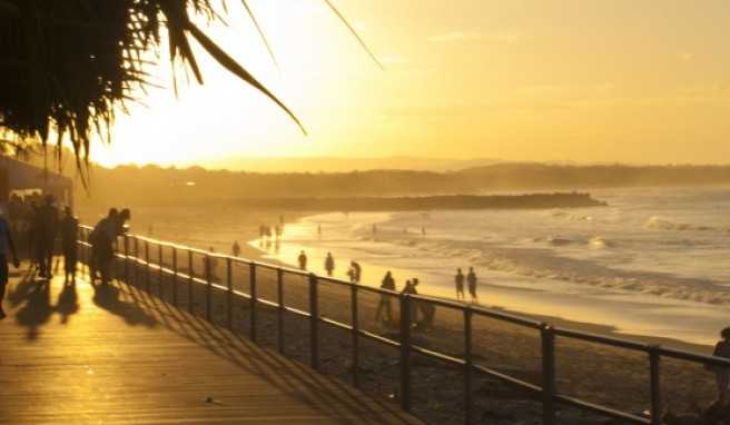 Meeting zum Sundowner an der Promenade.