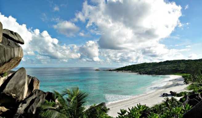 Traumstrand Grand Anse auf La Digue, Seychellen##Foto: Wikimedia Commons, Tobias Alt Traumstrand Grand Anse auf La Digue, Seychellen