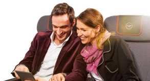 Raus aus der Enge der Economy Class: In der neuen Premium Economy von Lufthansa sollen Gäste unter anderem mehr Beinfreiheit bekommen