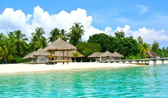 Einmal um die ganze Insel: Der Spaziergnag um ein Resort dauert oft keine halbe Stunde