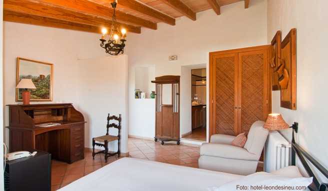 »Hotel León de Sineu« »Hotel León de Sineu«