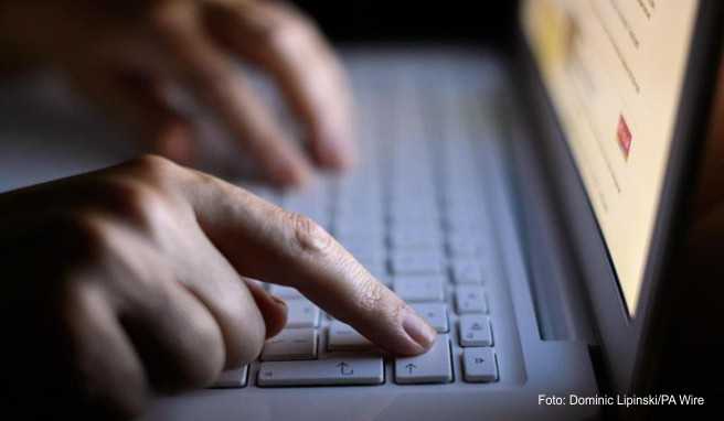 Reisen online buchen ist praktisch und schnell. Doch Vorsicht vor Betrügern