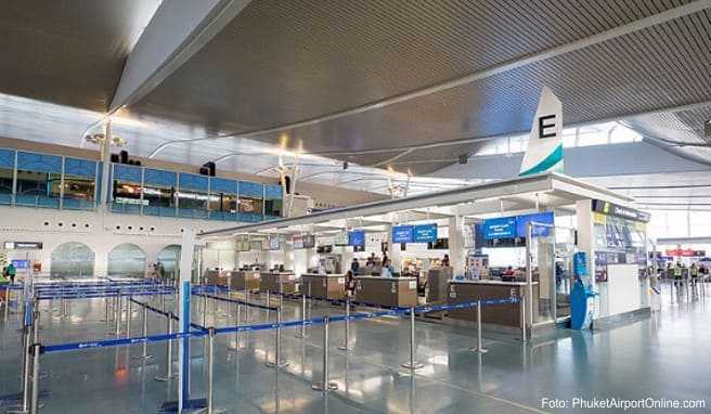 COVID-19: Der Flughafen auf der Insel Phuket in Thailand bleibt geschlossen