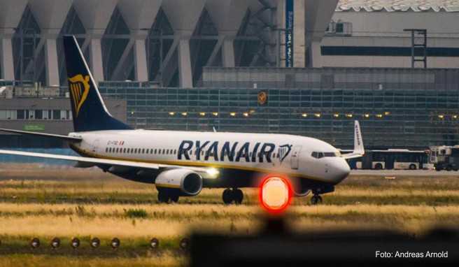 Stranden Passagiere wegen des Streiks vorübergehend an Flughäfen, muss der Veranstalter oder die Fluggesellschaft sie betreuen