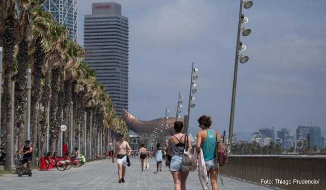Kostenlose Tests: Reisewarnung für Teile Spaniens: Barcelona betroffen