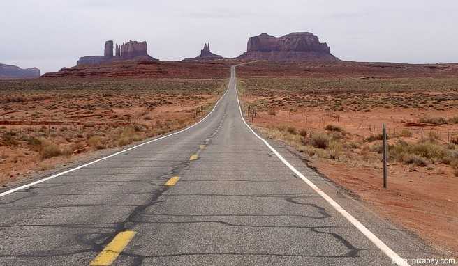 Langstreckenflüge in Richtung Westen dauern meist länger als der entsprechende Rückflug. Grund ist der Wind, der in der Regel aus dem Westen kommt